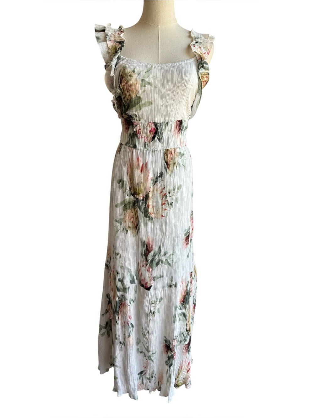 Kismet Romantic Floral Maxi Dress Sz L Ruffle Textured Sleeveless Garden Party